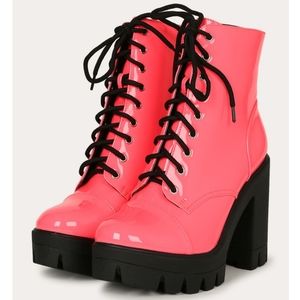 𝙍𝙀𝙎𝙏𝙊𝘾𝙆𝙀𝘿🖤Summer Vibes Lug Platform Boot